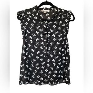 Forever 21 Black and White Bow Pattern Blouse